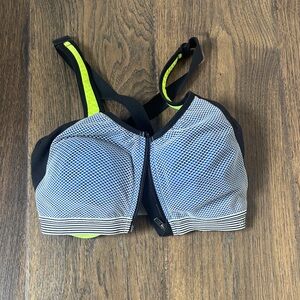 VS sports bra